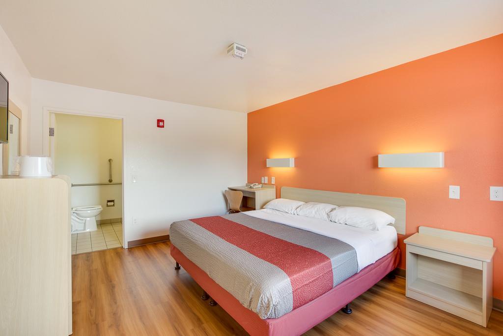 Motel 6-Columbus, Oh - West Esterno foto